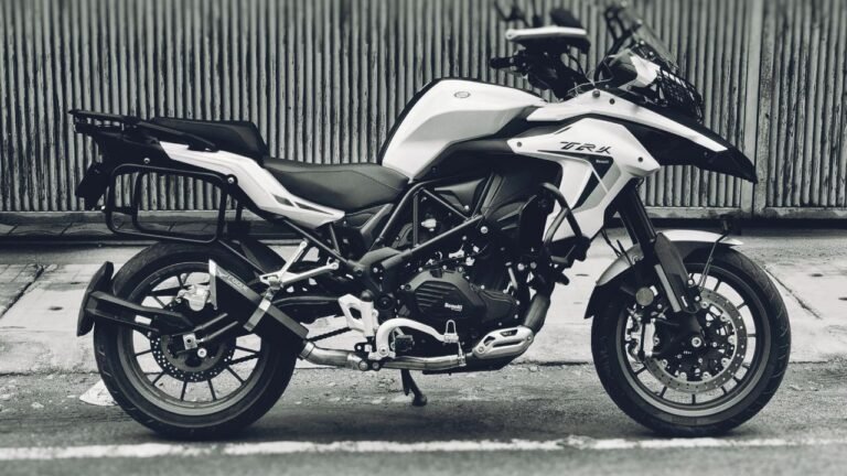 Benelli TRK 502X