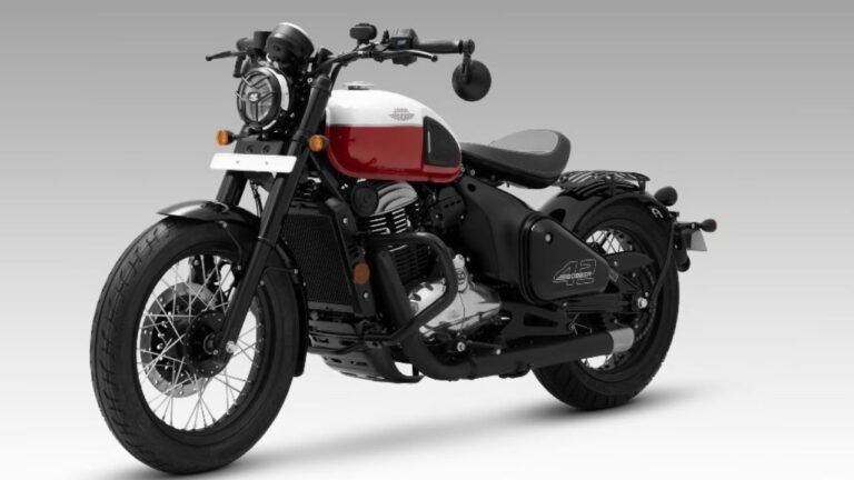 Jawa 42 Bobber
